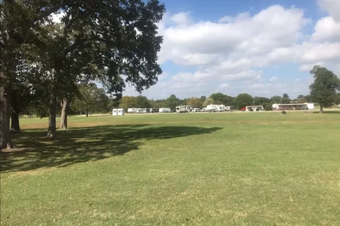 Dixieland RV Park And RV Repair