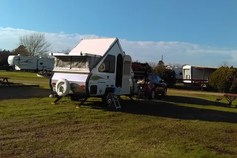 Dixieland RV Park And RV Repair