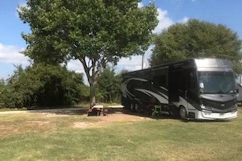 Dixieland RV Park And RV Repair