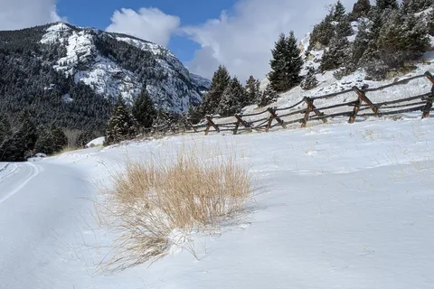 Lost Creek State Park