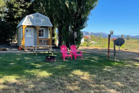 Oostema Farmstead Accommodations and Campground
