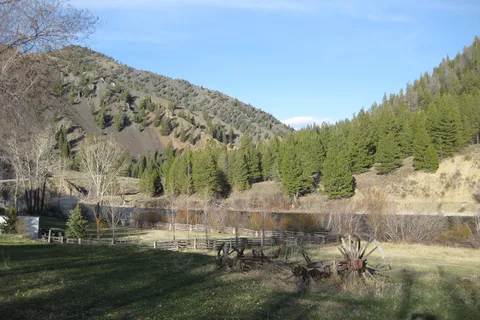 Torrey's Burnt Creek Inn