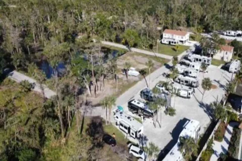 Calusa Cove RV Park