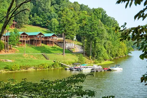Holiday Hills Resort