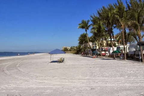 Red Coconut RV Resort