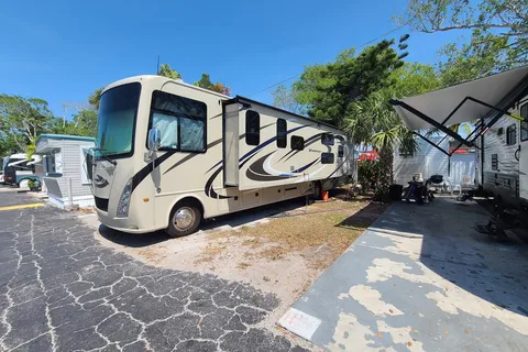 Red Coconut RV Resort