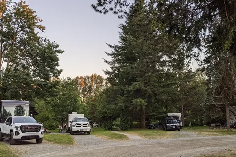 Fort Camping In Brae Island Regional Park