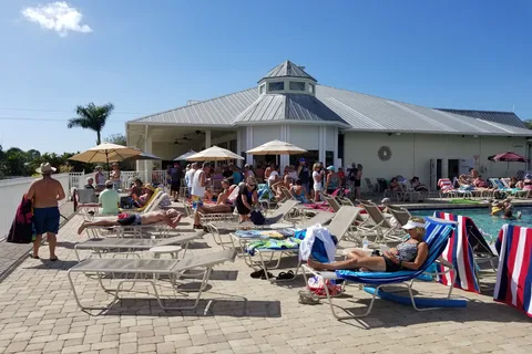 Gulf Waters RV Resort / Fort Myers Beach