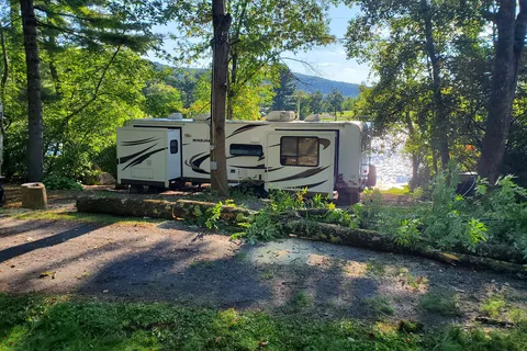 Twin Oaks Campground