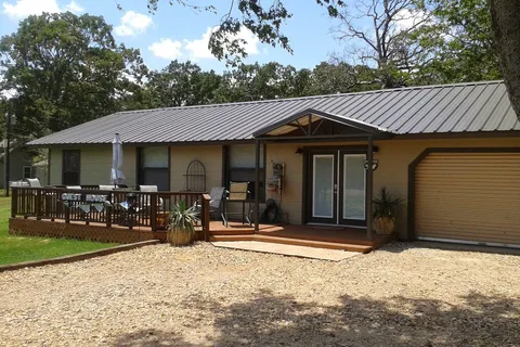 North Shore Landing RV Park, Cabins and Guest House