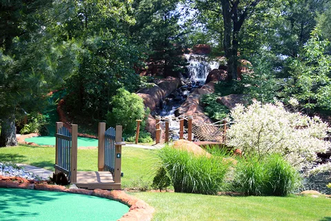 Hill and Hollow Campground and RV Park