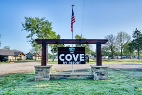 The Cove at Tenkiller