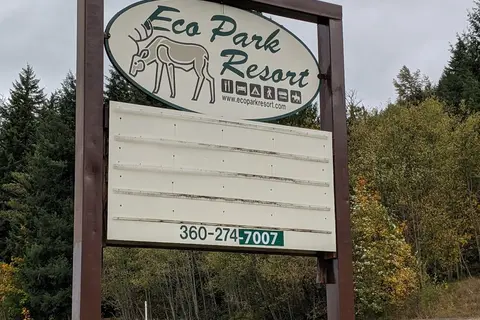 Eco Park Resort