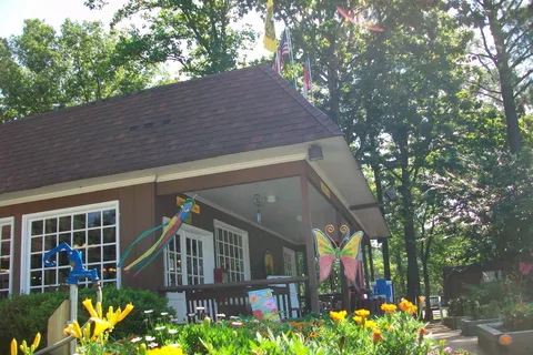 Americamps RV Resort