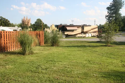 Americamps RV Resort
