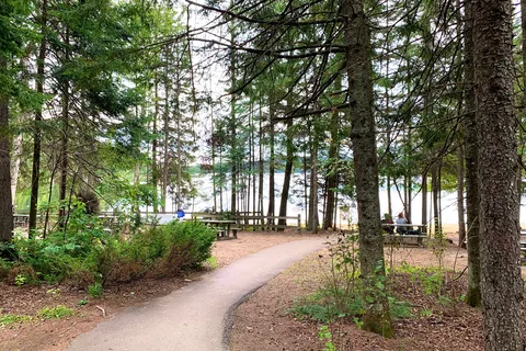 Riviere-a-la-peche Campground - La Mauricie National Park