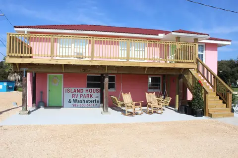Island House RV Park
