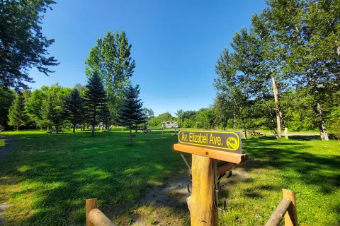Camping Edmonston Campground