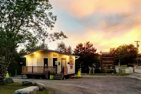Camping Edmonston Campground
