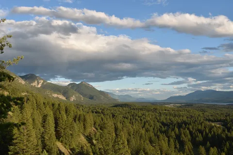 Dry Gulch Provincial Park