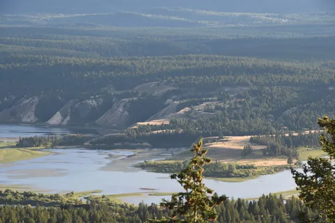 Dry Gulch Provincial Park