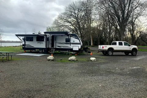 Reeder Beach RV Park and Country Store