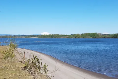 Reeder Beach RV Park and Country Store