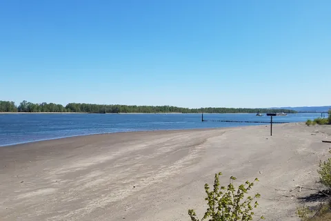 Reeder Beach RV Park and Country Store