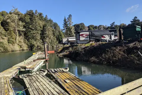 Dolphin Isle Marina and RV Park
