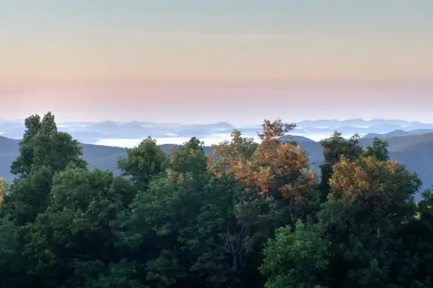 Crabtree Falls Campground - Blue Ridge Parkway National Park