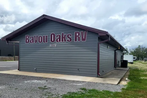 Rustic Oak RV Park