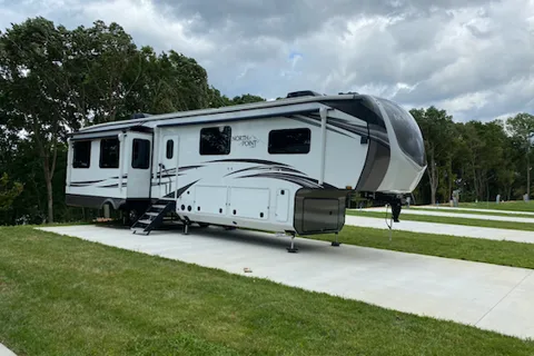 Lakeside Landing RV Park