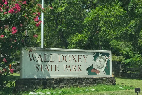 Front - Wall Doxey State Park