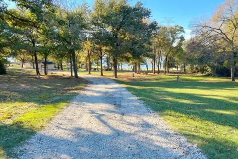 Lake Limestone Campground & Marina
