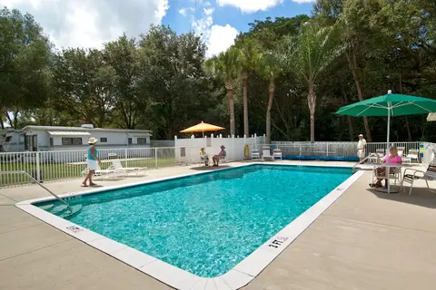 Waters Edge RV Resort