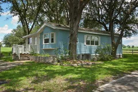 Waters Edge RV Resort