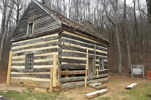 Peaks of Otter Campground - Blue Ridge Parkway National Park