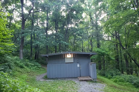 Peaks of Otter Campground - Blue Ridge Parkway National Park