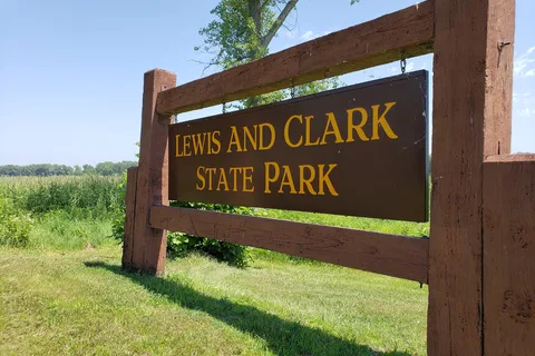 Lewis And Clark State Park