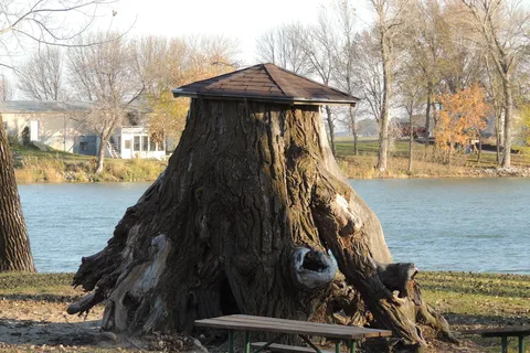 Lewis And Clark State Park