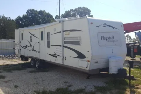 Lakeshore Villa RV Park
