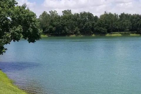 Southlake RV Resort