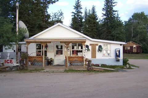 Pierce Lake Lodge