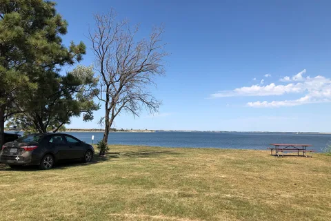Lake Sakakawea State Park