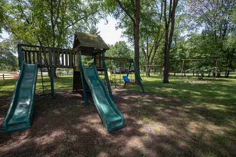 Oak Lake RV Resort