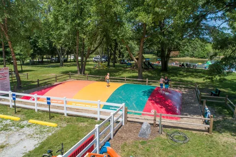 Oak Lake RV Resort