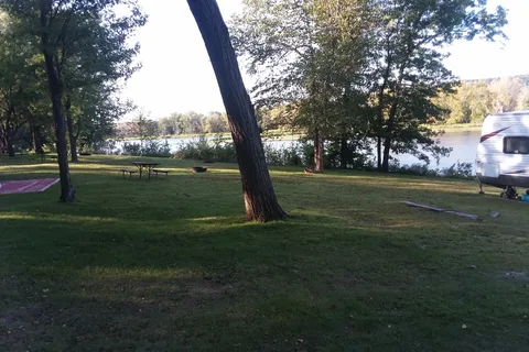 River of Lakes Campground and Resort