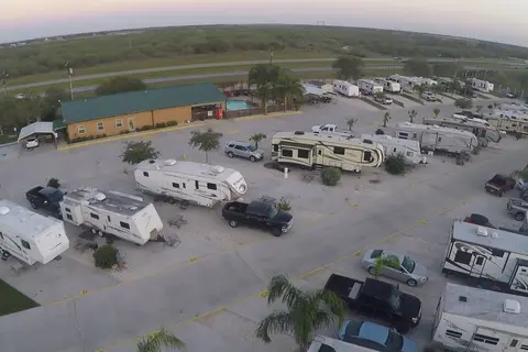CM Nature's Own RV Resort