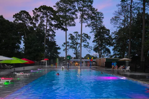 Lost Frontier Resort, RV Park & Cabins