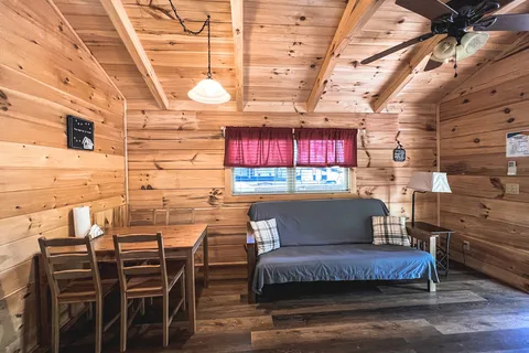Four Paws Kingdom Campground and Dog Retreat